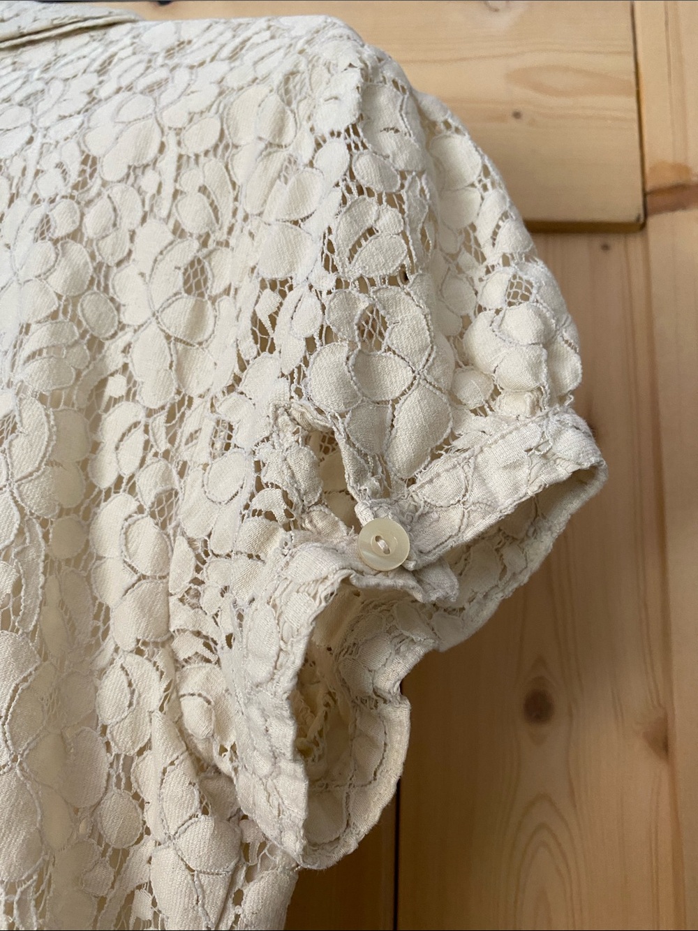 Cream Lace Button-Front Short-Sleeve Midi Dress - Picture 5 of 7